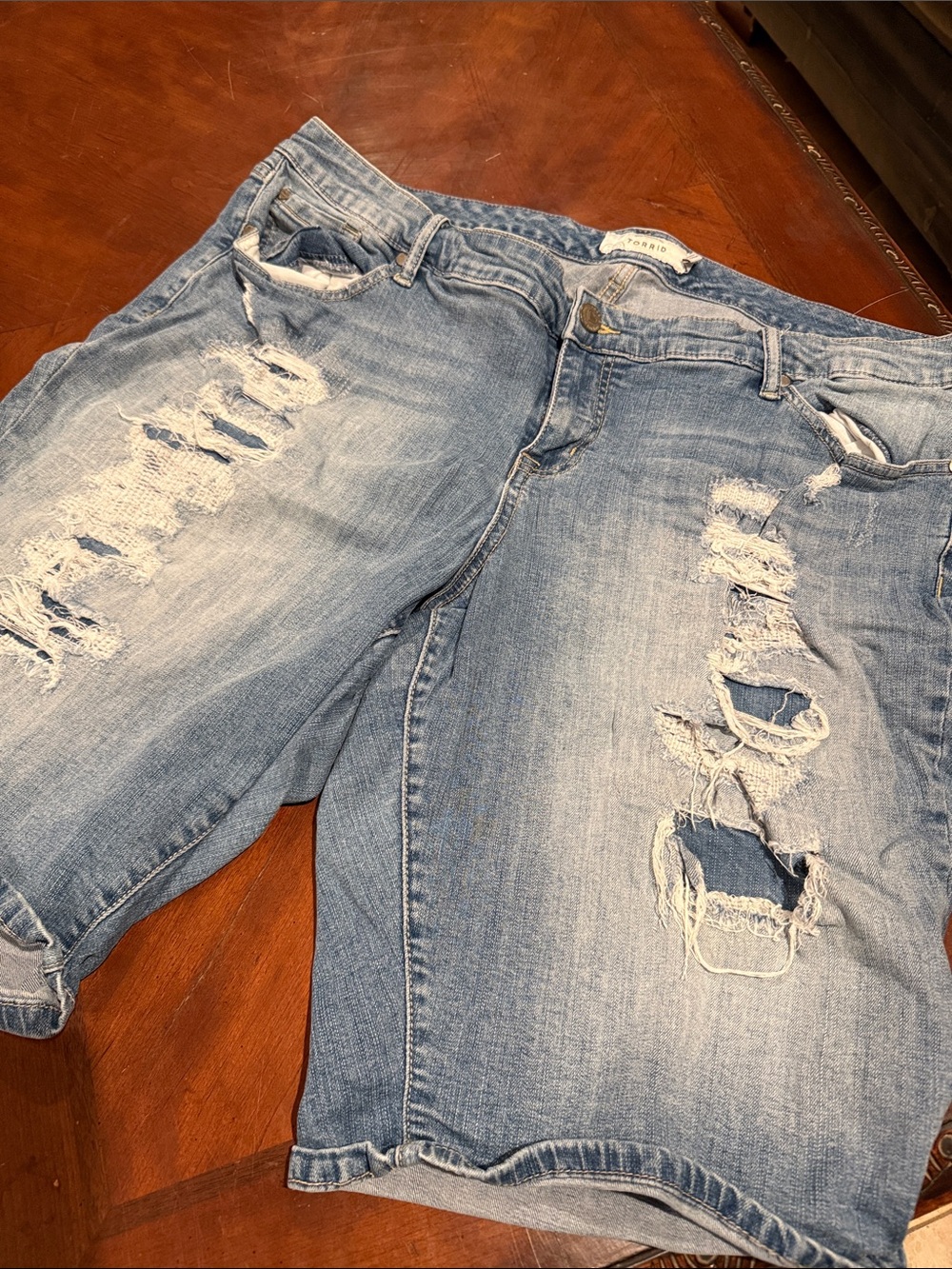 Women’s Plus Torrid Light Blue Distressed Women’s Denim Jean shorts